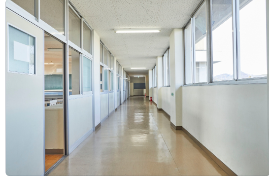 Lakeside’s Boring White Walls