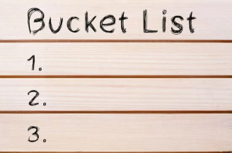 The Best Bucket List to Accomplish Before Graduating